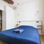 Appartement Quartier Pantheon 2 Free Netflix