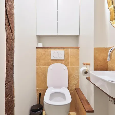 Apartment Quartier Pantheon 2 Free Netflix