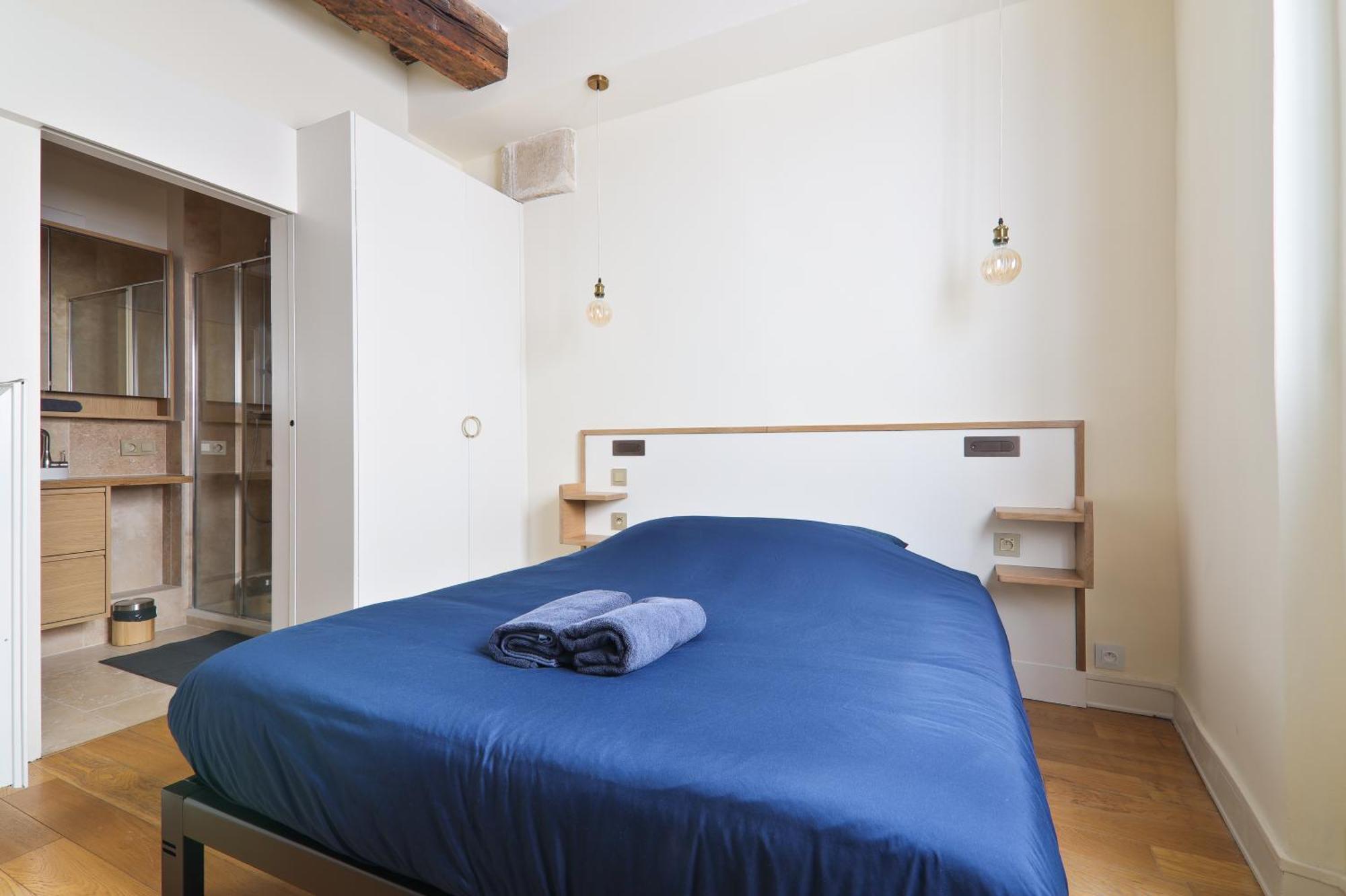 Quartier Pantheon 2 Free Netflix *